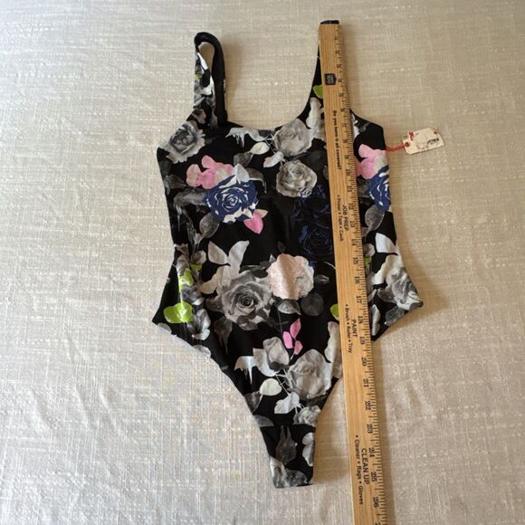 Stance Cute Floral Thong Body Suit Women’s Small NWT - Picture 9 of 11